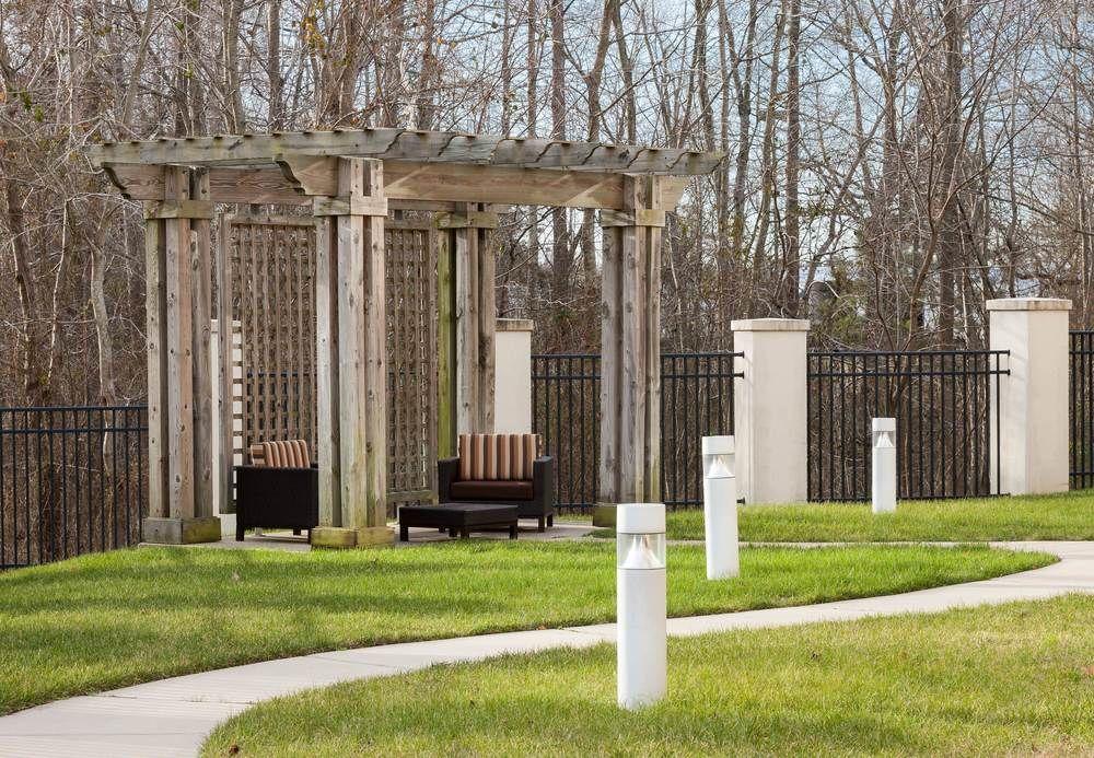 Courtyard Chesapeake