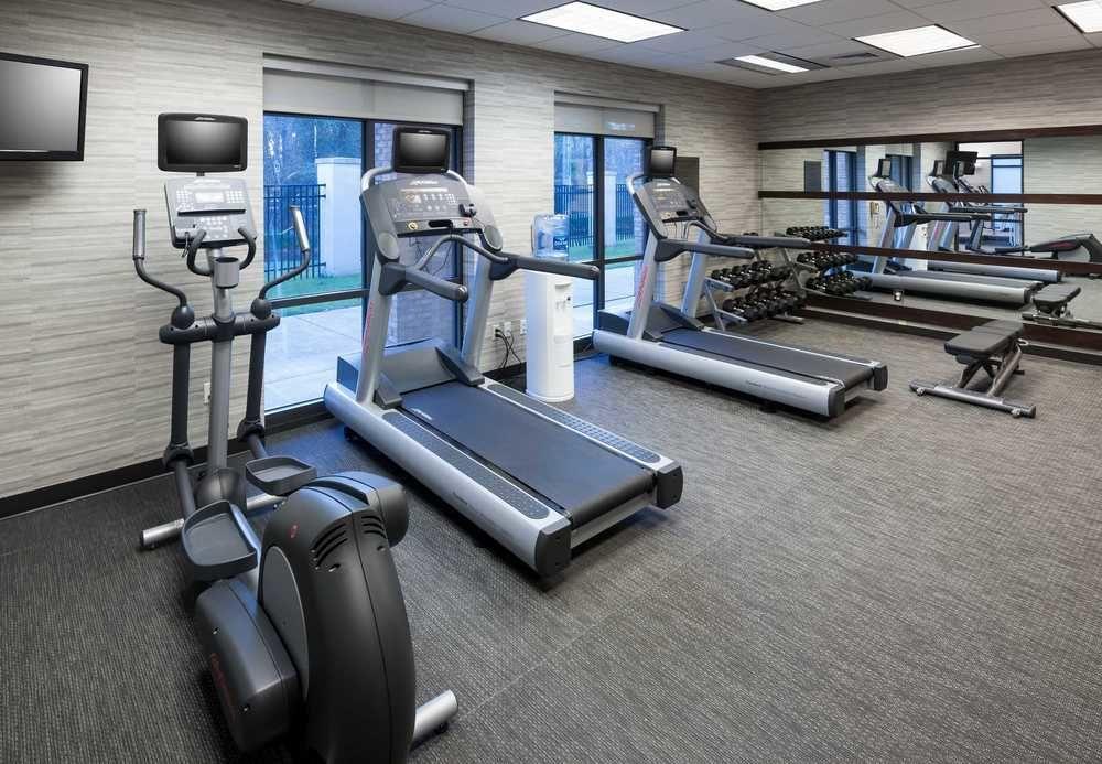 Courtyard Chesapeake 3*