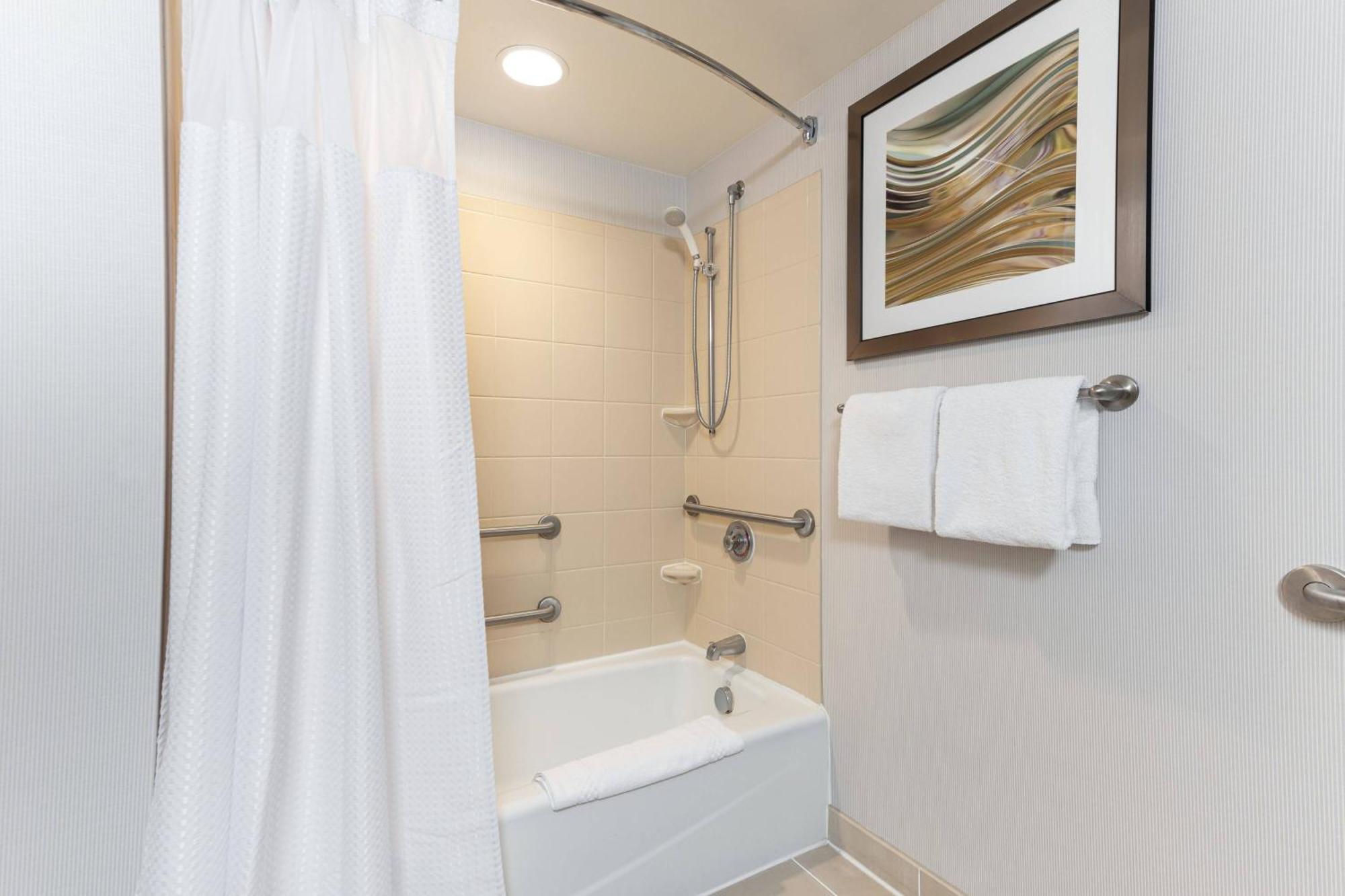 Hotel Courtyard Chesapeake 3*