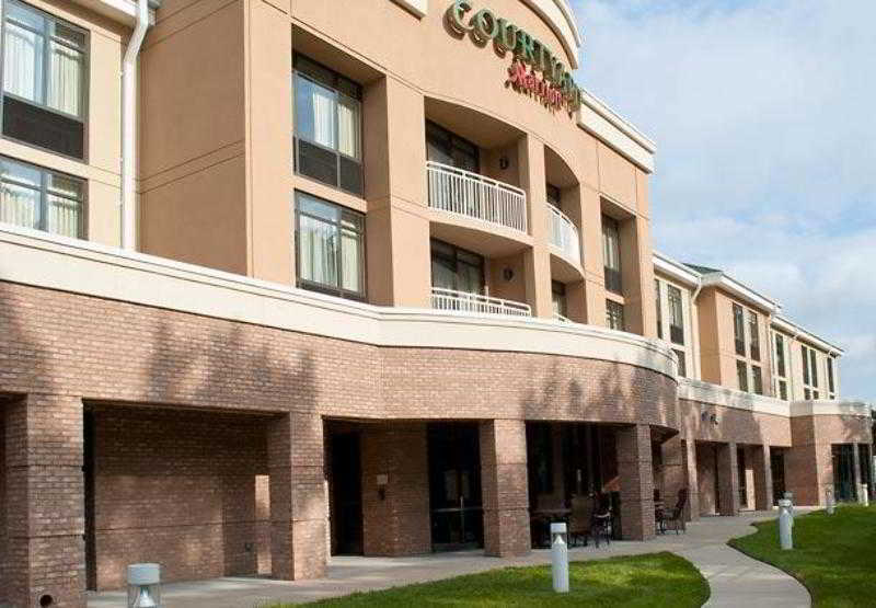 Hotel Courtyard Chesapeake